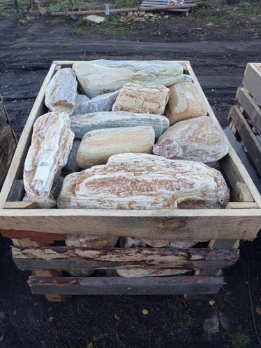 Златолит жёлтый, жёлто-зелёный глыбки и валуны для ланшафтного дизайна купить в Камышлове