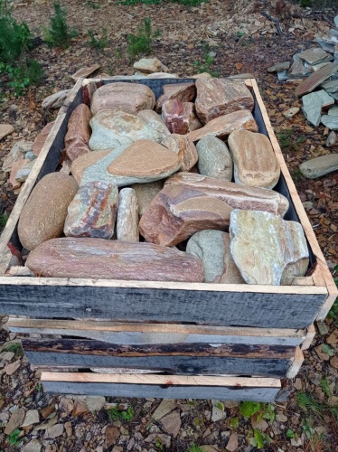 Златолит жёлтый, жёлто-зелёный глыбки и валуны для ланшафтного дизайна купить в Камышлове