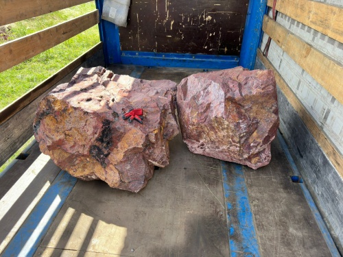 Ландшафтные глыбы красно-фиолетовые 200-1000 килограмм купить в Камышлове