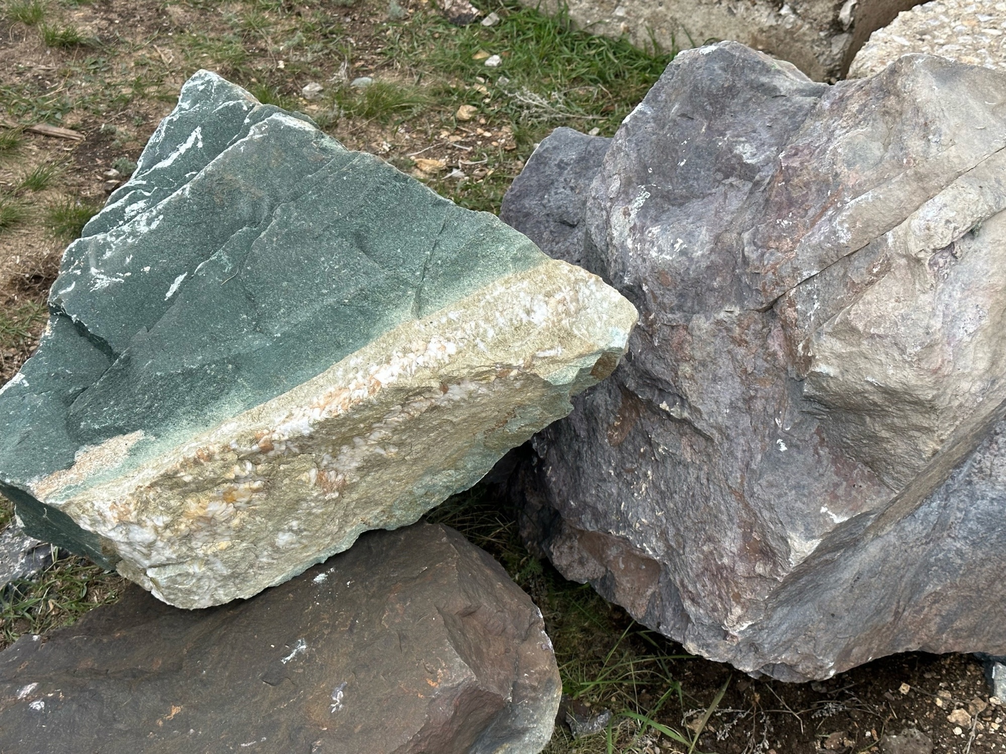 Камни для ландшафтного дизайна зелёные 10-60 килограмм купить в Камышлове