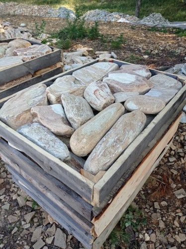 Златолит жёлтый, жёлто-зелёный глыбки и валуны для ланшафтного дизайна купить в Камышлове