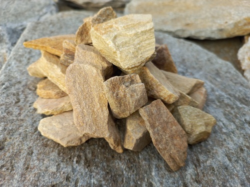 Златолит жёлтый декоративная каменная крошка купить в Камышлове