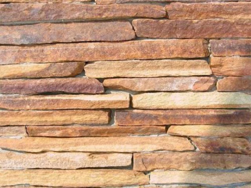 Горбушка златолит золотистый для облицовки купить в Камышлове