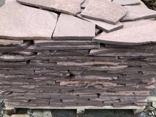 Плитняк лемезит бордовый для облицовки цоколя 20-25 мм  купить в Камышлове